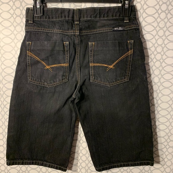 Short - Picture 2 of 3